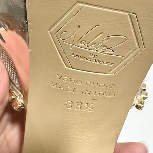 Elegant Silver Platform Heels - Picture 13 of 14